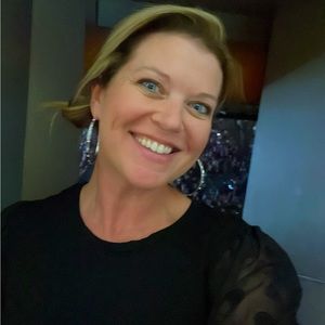 Meet your Posher, Jen